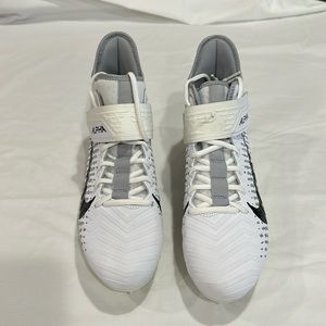 Nike Alpha Menace Pro 2 Mid size 9.5